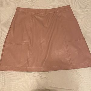 Pink fake leather skirt